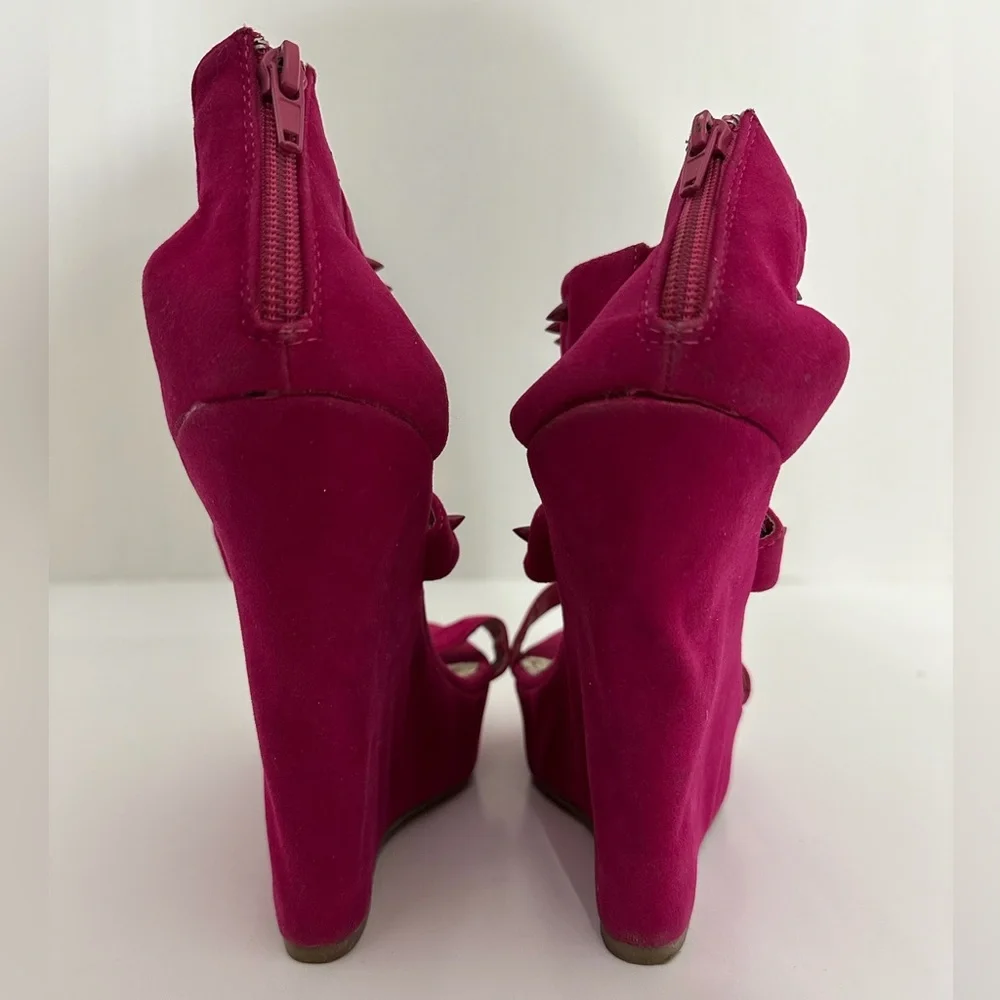 City Snappers Studded Platform Wedges Size 8.5 Spiked Heels Zip Back Rocker Y2K